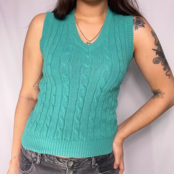 Vintage 80s light blue cable knit cropped 1980s V neck sweater vest Size M - Picture 4 of 11